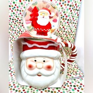 Christmas Santa Face Mug with Snow Globe Lid Topper 16 ounces Peppermint Handle